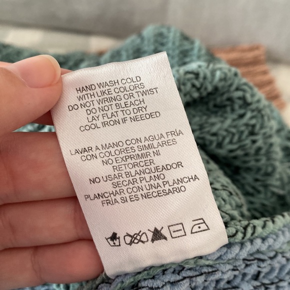 Multi color sweater - Picture 5 of 5